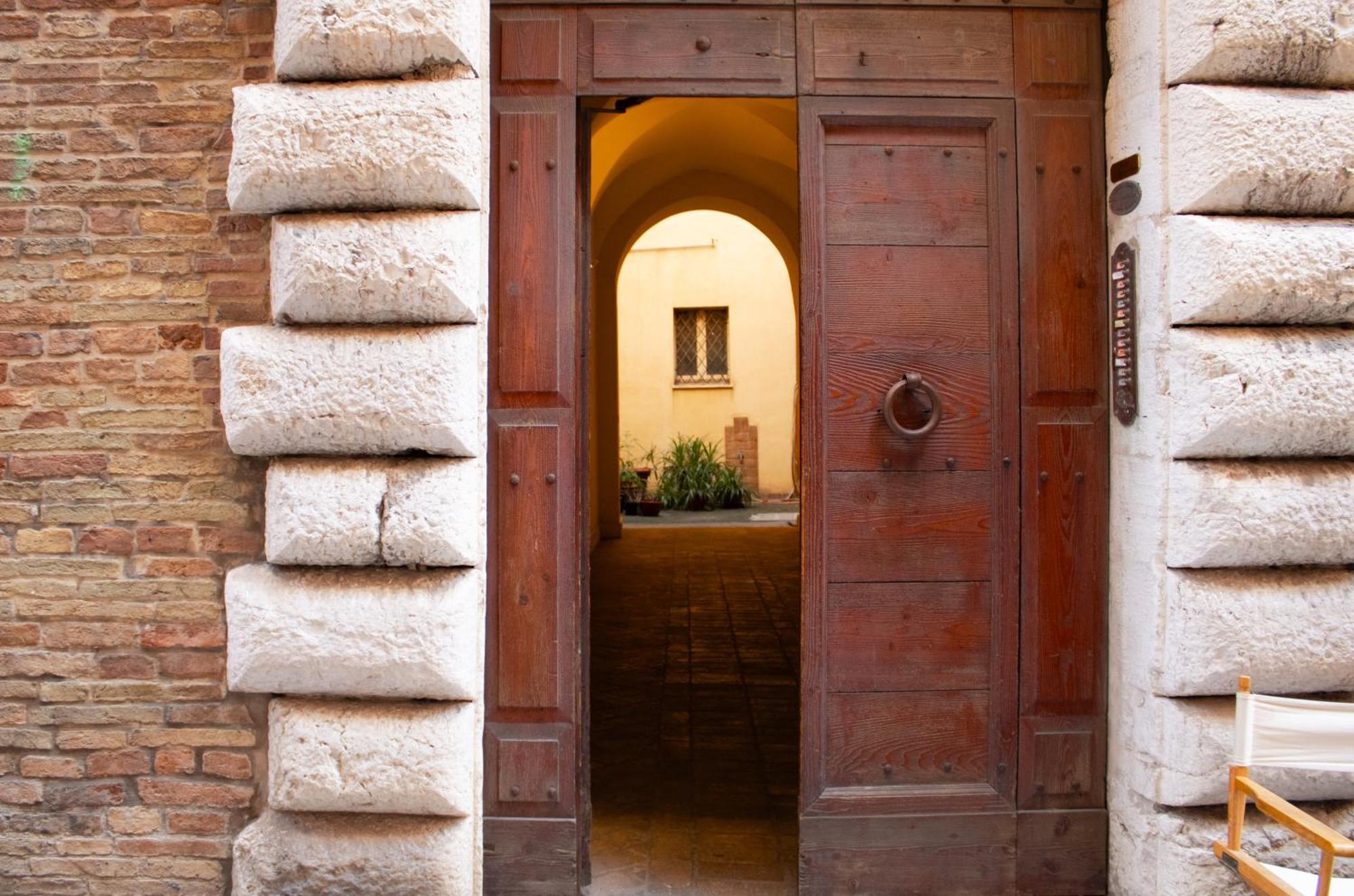 Palazzo Tancredi Apartment Анкона Екстериор снимка